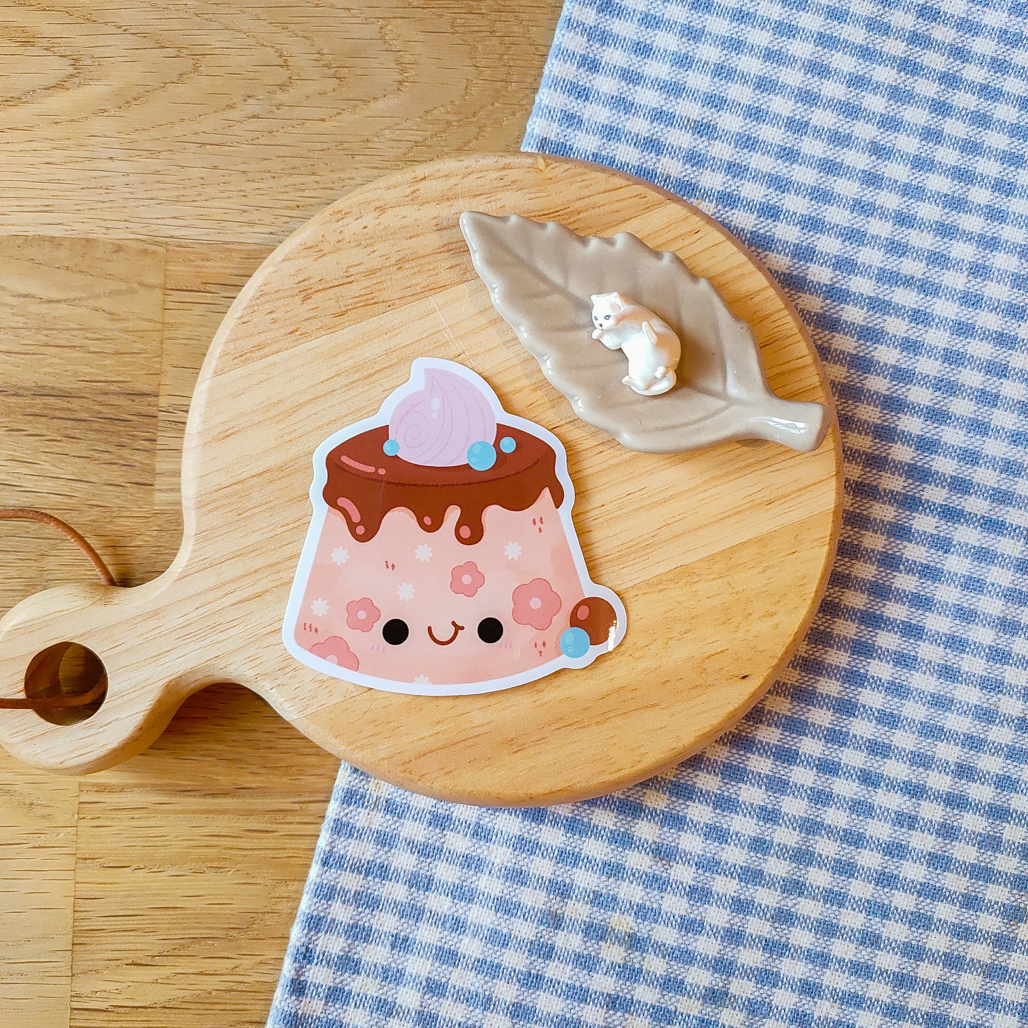 Cute puddin' sticker