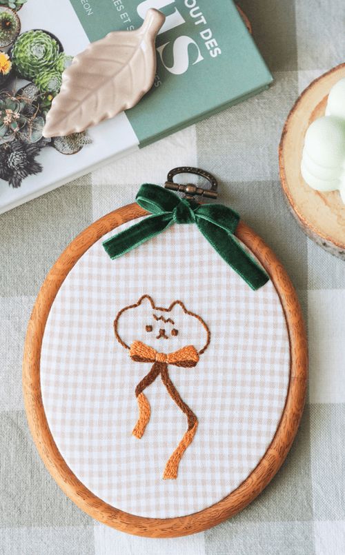 Kitty Cats embroidery - Dorayaki