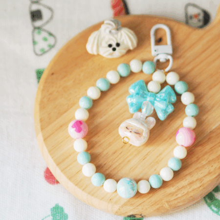 Coquette - Handmade keychain